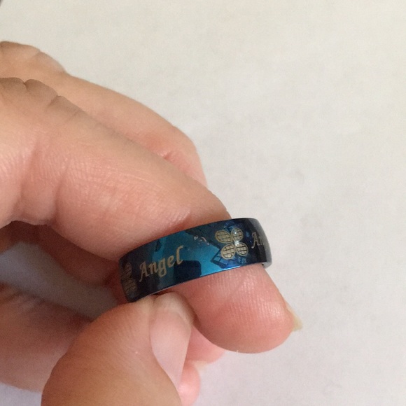 NWOT Angel Stainless Steel Ring - Picture 4 of 4